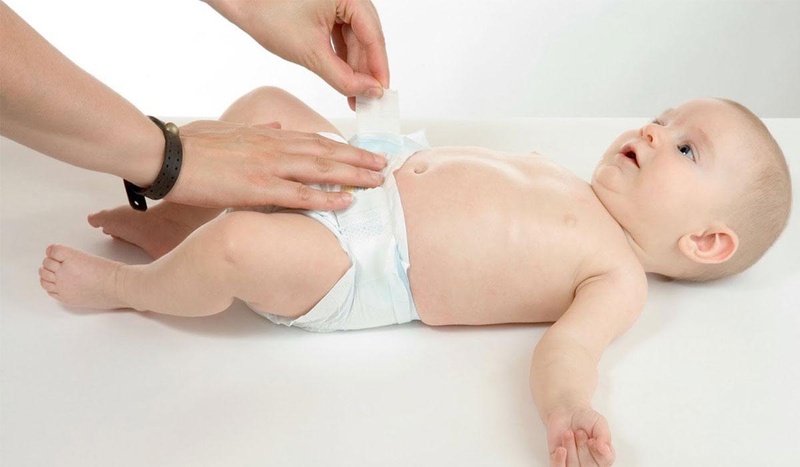 Mẹ đã biết cách chăm sóc rốn cho trẻ sơ sinh an toàn? 2