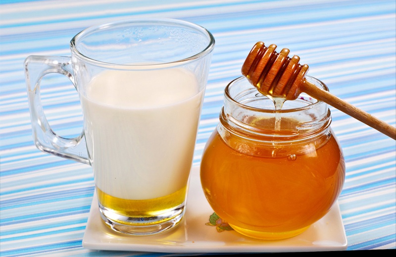 Mẹo hay chữa bệnh mất ngủ từ mật ong
