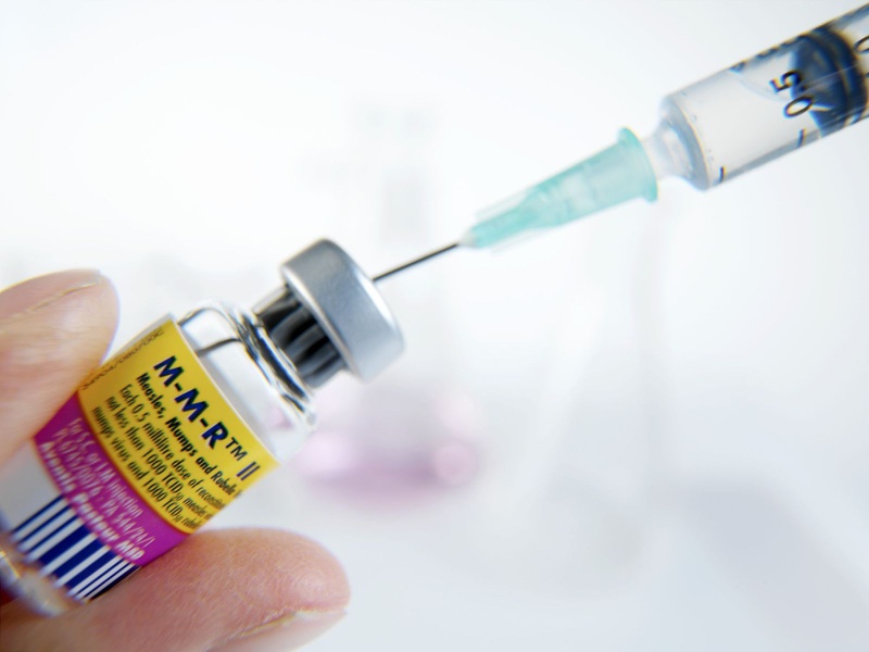 Đối tượng nào cần tiêm mũi 3 trong 1 sởi quai bị rubella 3