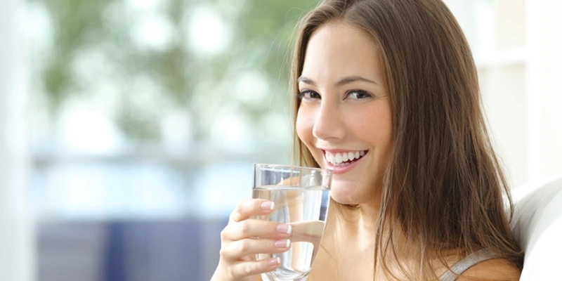 Mụn ẩn ở má là gì? Biện pháp phòng ngừa mụn ẩn ở má 4