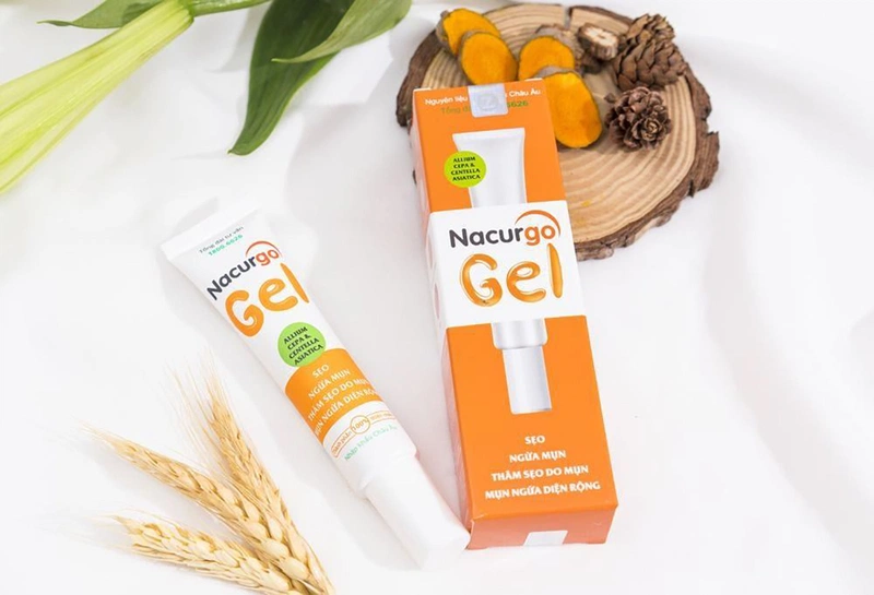 Nacurgo gel giúp ngăn ngừa hình thành các nốt sẹo mới, trị mụn và làm mờ các vết thâm, sẹo do mụn để lại