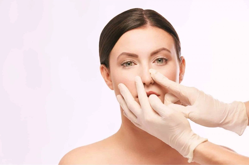Nâng mũi có đau không? Một số mẹo giảm đau hiệu quả và đơn giản 2