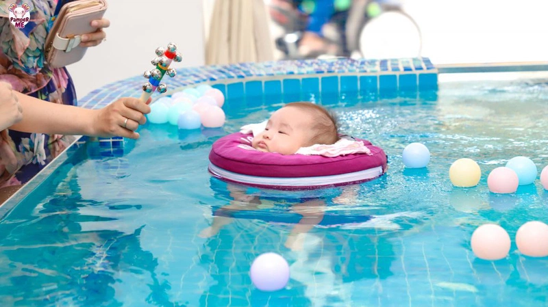 Nên cho bé tập bơi khi nào thì hợp lý 5