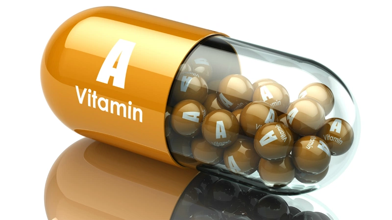 Nên uống vitamin A trước hay sau bữa ăn?