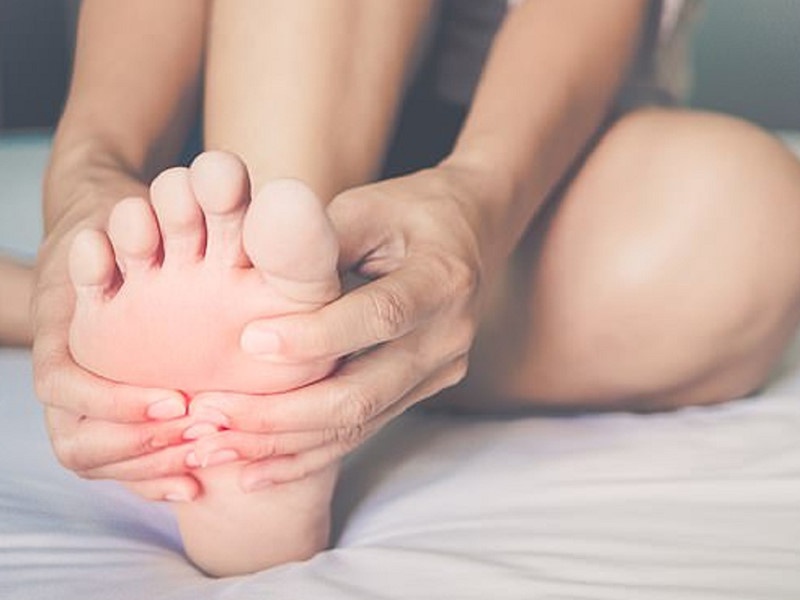 Nghi ngờ phát ban đỏ ở bàn chân là dấu hiệu của bệnh Covid-19?