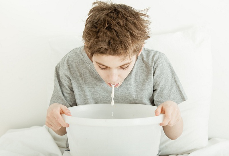 Triệu chứng, hậu quả và các cách sơ cứu ngộ độc với Isopropanol 3