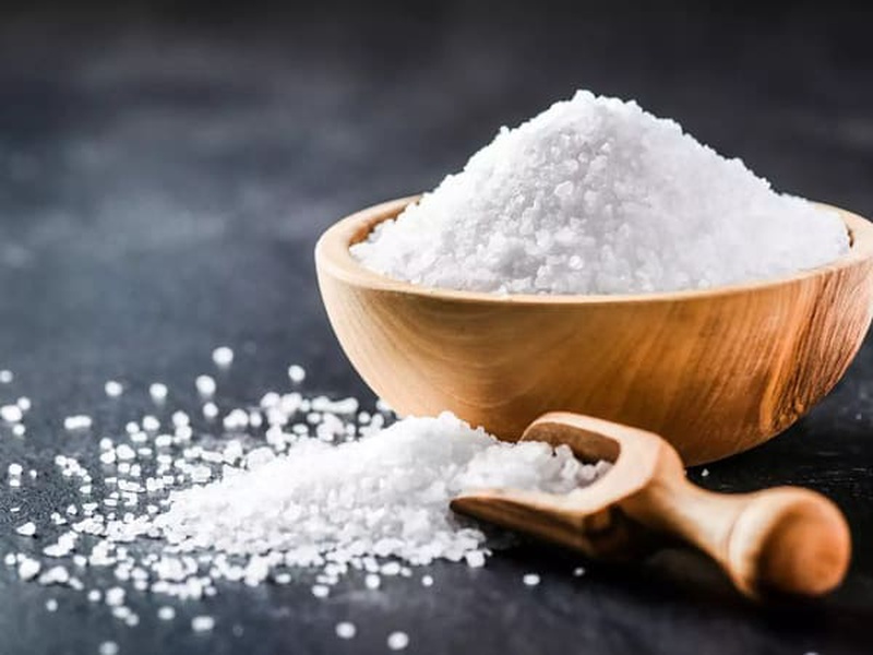 Người bệnh viêm khớp dạng thấp nên hạn chế tất cả các loại thực phẩm chứa nhiều muối
