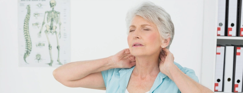 Nguyên nhân gai cột sống lưng ở người cao tuổi 1