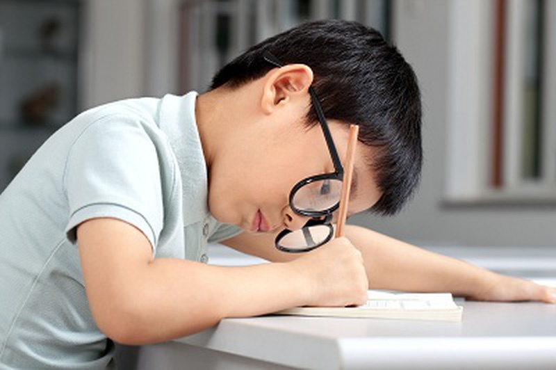Nguyên nhân gây ra các loại cận thị