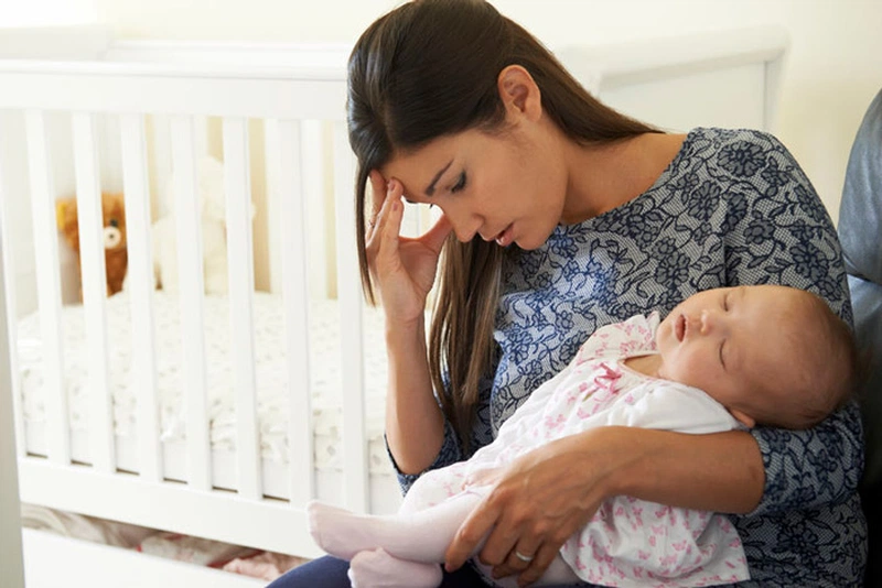Nguyên nhân và cách điều trị đau 2 đầu gối sau sinh 2
