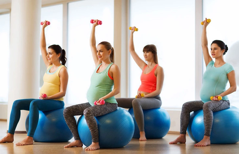 Nguyên nhân và cách điều trị đau 2 đầu gối sau sinh 3