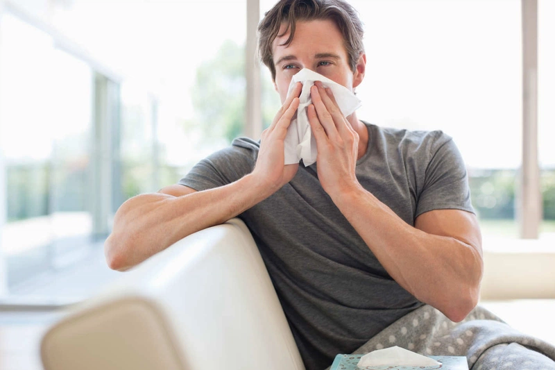 Cảm cúm kéo dài là tình trạng thường gặp đối với những người thể trạng yếu và chủ quan về sức khỏe của mình