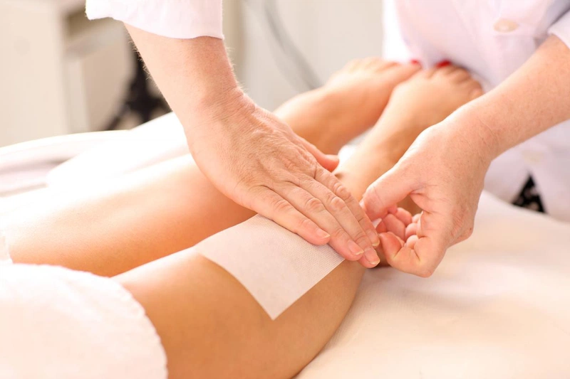 Nguyên nhân viêm nang lông sau khi wax3