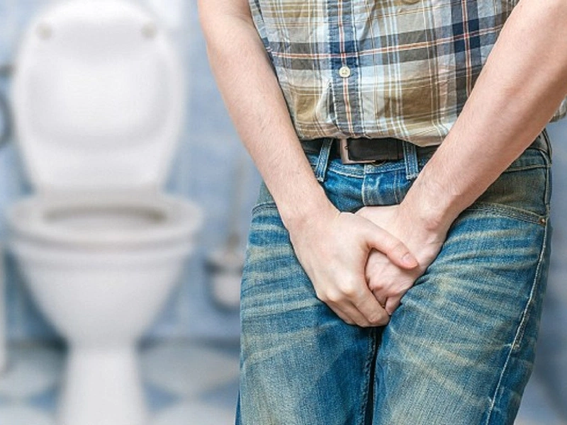 Nhịn tiểu lâu và những nguy hại khó lường 1