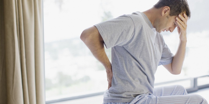 Những biểu hiện của bệnh gai cột sống bên phải 2