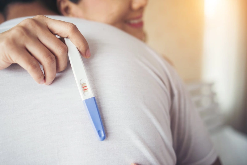 Việc xuất tinh ngoài vẫn có thể khiến bạn nữ mang thai và gặp phải các bệnh lây truyền qua đường tình dục