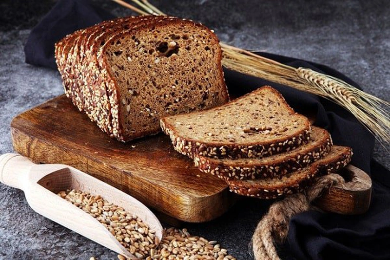Những điều cần biết về bánh mì đen và bánh mì trắng 2