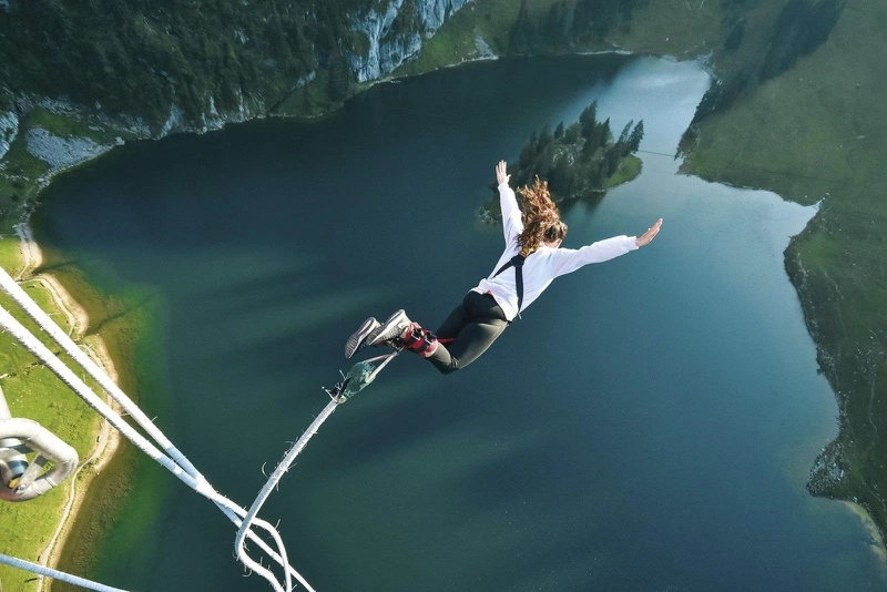 Những lợi ích của môn thể thao nhảy bungee2