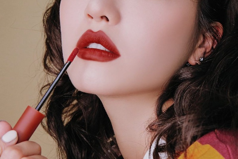 8 bí quyết giúp nàng tô son môi đẹp hơn - Nhà thuốc FPT Long Châu