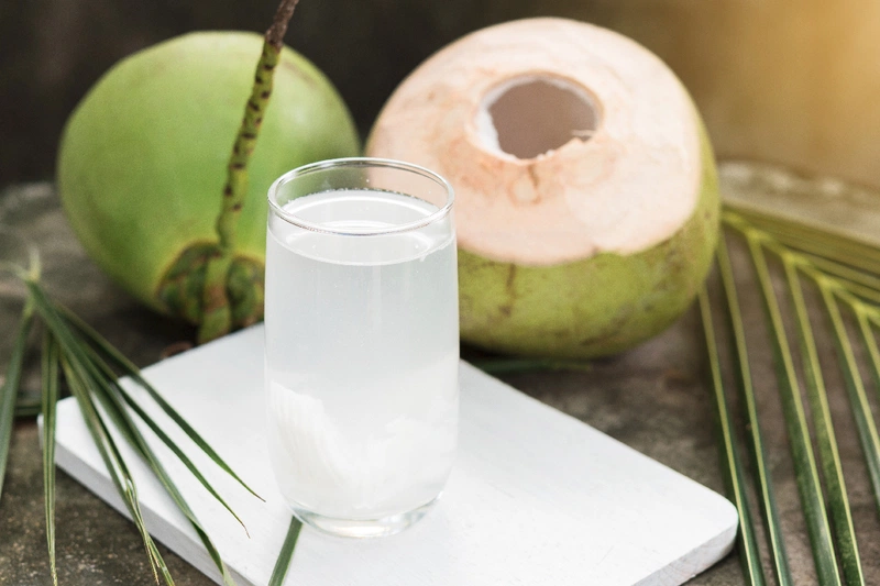 Nước dừa giúp kích thích sự trao đổi chất hiệu quả