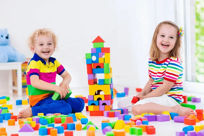 Những tiêu chí chọn đồ chơi cho trẻ ba mẹ nên biết 2