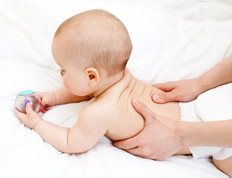 Nổi hạch sau gáy ở trẻ có nguy hiểm không? Xử lý thế nào? 3