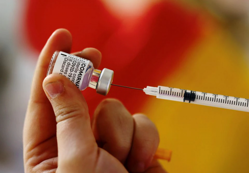 Pfizer/BioNTech muốn tăng lên ba mũi tiêm Covid-19 1