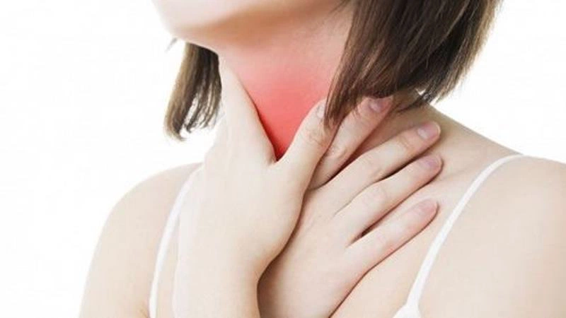 Cách phân biệt viêm họng hạt và ung thư vòm họng