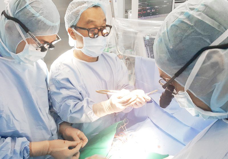 Phẫu thuật bentall điều trị bệnh lý về gốc động mạch chủ 2
