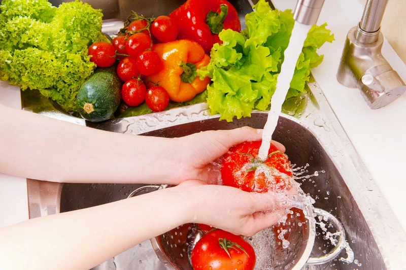 Phòng ngộ độc thực phẩm ngày hè, chuyện không phải ai cũng biết 3