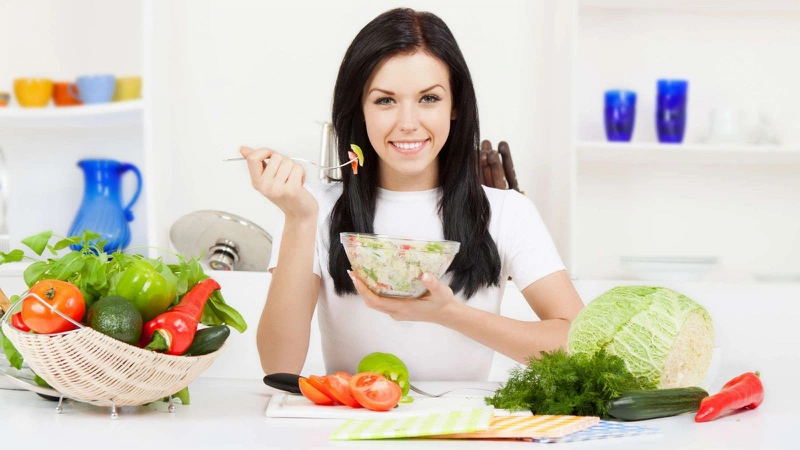 Bị rối loạn kinh nguyệt nên thay đổi chế độ ăn uống và sinh hoạt