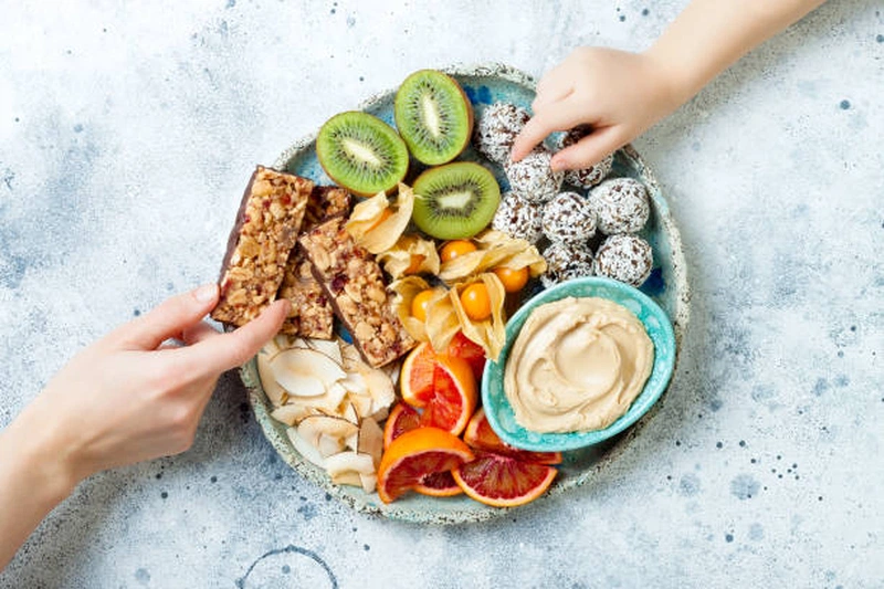 Phụ nữ sau sinh ăn bánh flan được không?3