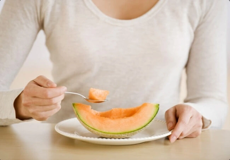 Dưa lưới giúp giảm căng thẳng lo âu