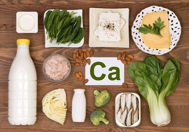 Phụ nữ tuổi 35 nên bổ sung vitamin gì: canxi