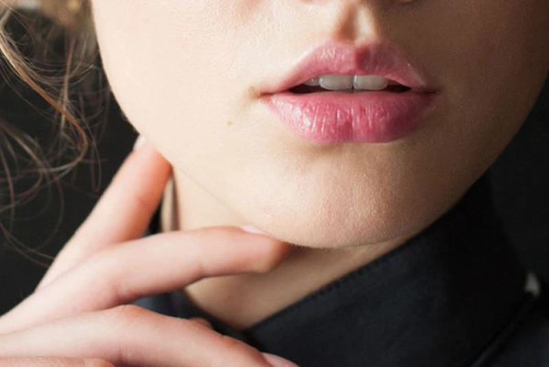 Những lưu ý trước và sau khi phun môi bạn cần biết