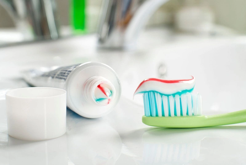 Răng ê buốt khi ăn lạnh nguyên nhân do đâu? Khắc phục như thế nào? 3