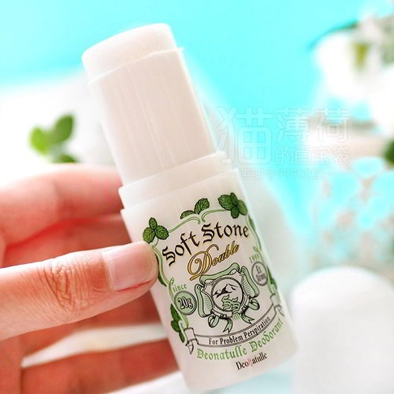 Lăn khử mùi Soft Stone là sản phẩm lăn nách dạng sáp bán chạy số 1 tại Nhật Bản