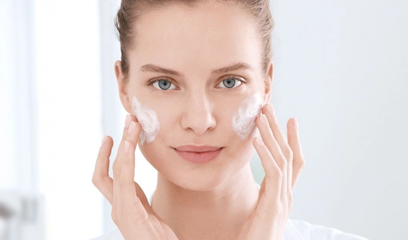 Review sữa rửa mặt chống lão hóa tốt nhất được yêu thích hiện nay 1