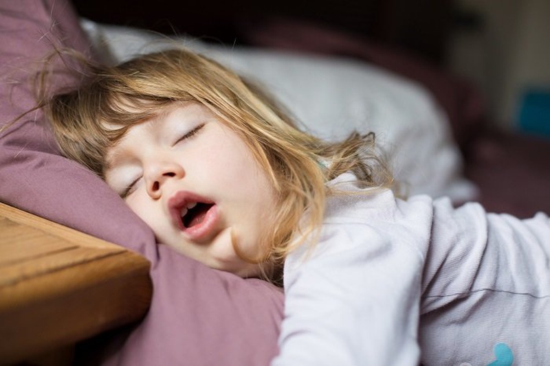 Rối loạn giấc ngủ ở trẻ sơ sinh khiến cha mẹ đau đầu 2