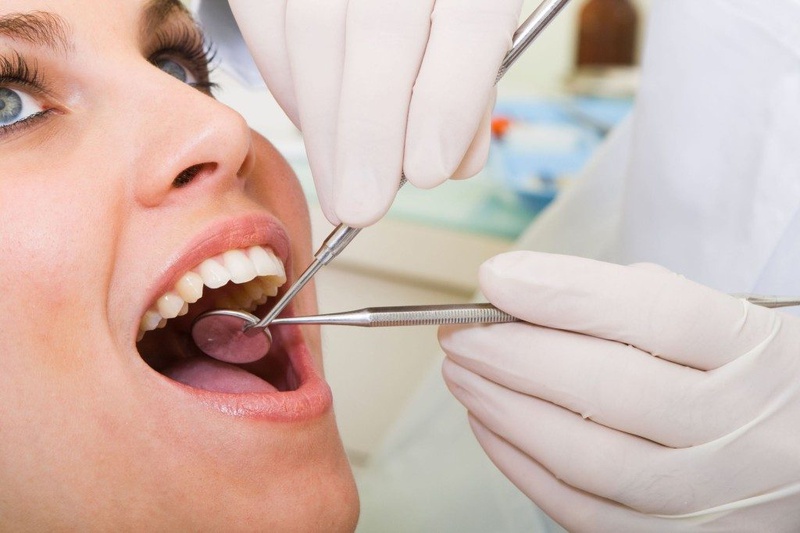 8 sai lầm khi chăm sóc răng miệng cần được khắc phục ngay 2