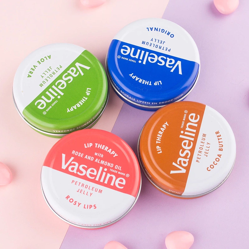 So sánh son dưỡng Nivea và Vaseline, loại nào tốt hơn? 2