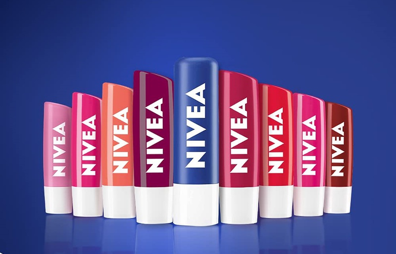 So sánh son dưỡng Nivea và Vaseline, loại nào tốt hơn?