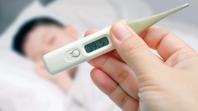 Đau đường mật có thể dẫn đến sốt cao, đổ mồ hôi