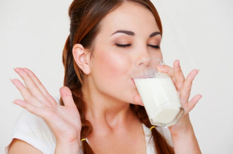 Giải đáp: Sỏi thận có nên uống sữa không? 2
