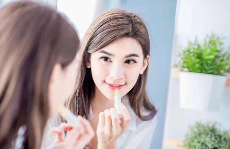 Son dưỡng Vaseline bầu dùng được không?