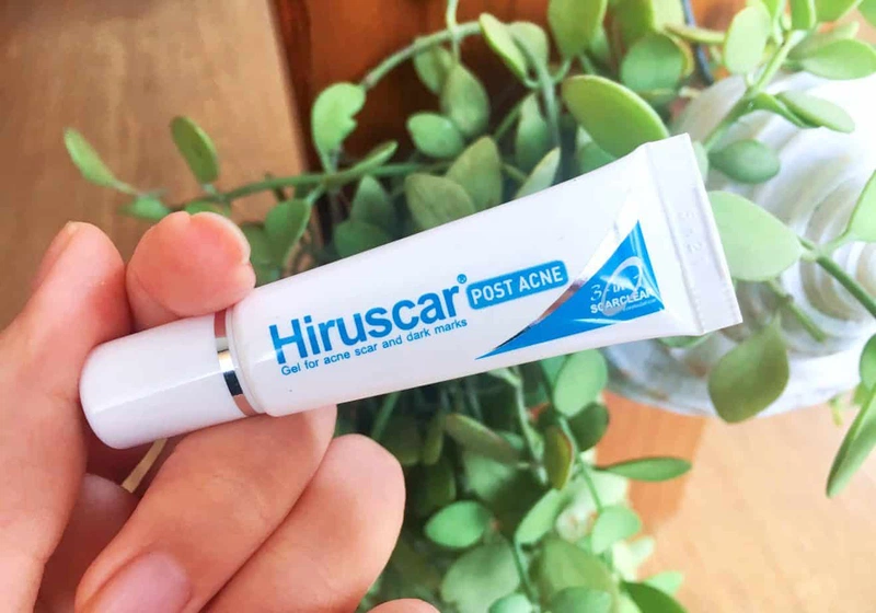 Sự khác biệt của kem trị sẹo hiruscar vàng và trắng2