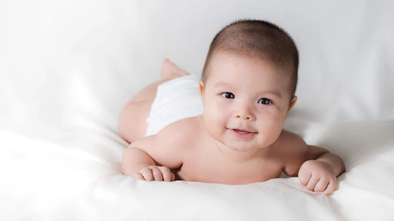 Những chia sẻ về sự phát triển của trẻ sơ sinh 5 tháng tuổi mà các mẹ cần biết