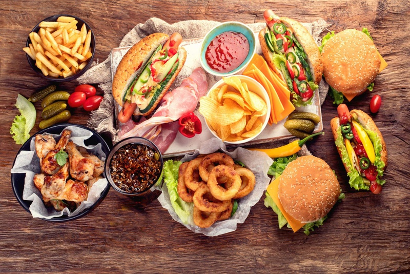 Tác hại của thức ăn nhanh “khôn lường” hơn bạn nghĩ đấy! 1
