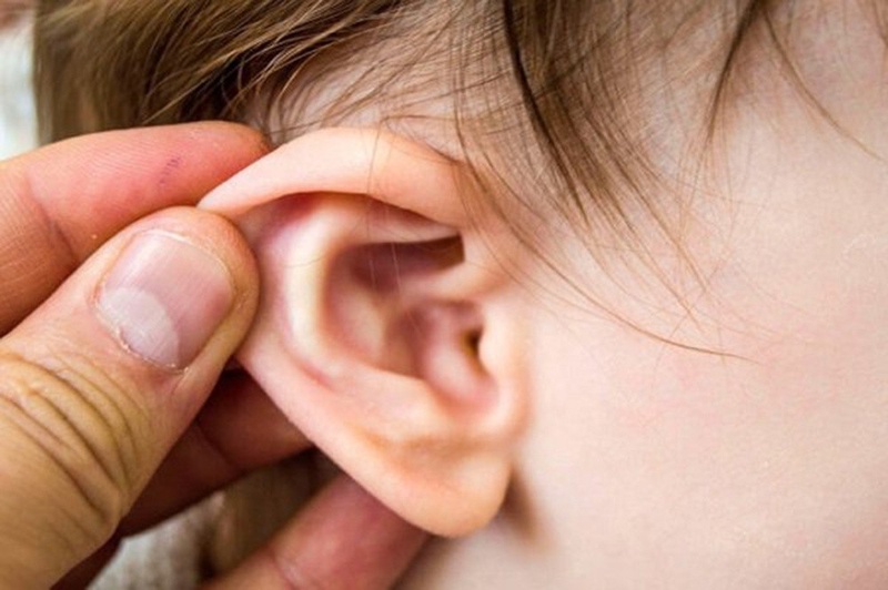 Hướng dẫn cách vệ sinh tai cho bé đúng cách mà mẹ nên biết 2