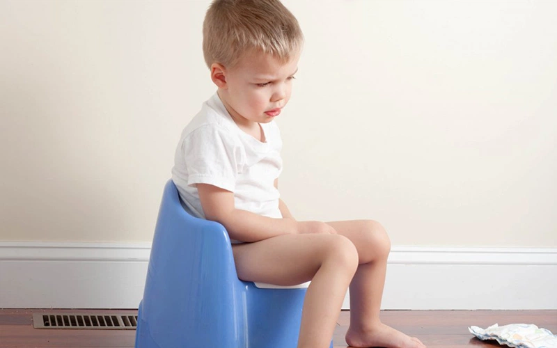 Táo bón gây ngứa hậu môn ở trẻ